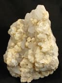 کالستر کوارتز با رو رشدی کلسیت